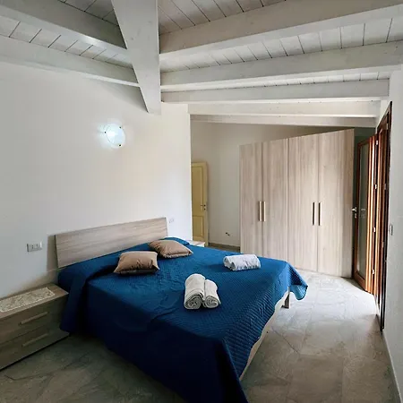 Casa Sas Enas Trilocale Indipendente -ammentos -