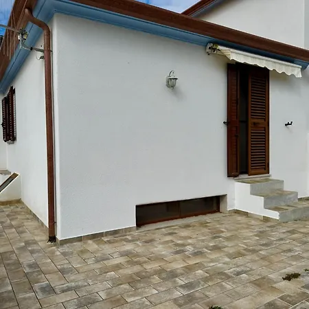 Casa Sas Enas Trilocale Indipendente -ammentos - Posada (Sardinia)