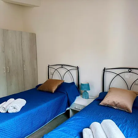 Casa Sas Enas Trilocale Indipendente -ammentos - * Posada (Sardinia)