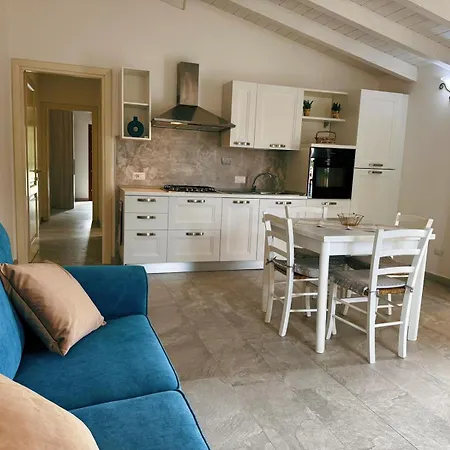 Casa Sas Enas Trilocale Indipendente -ammentos - *